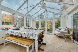 Bereweeke Way , SO22