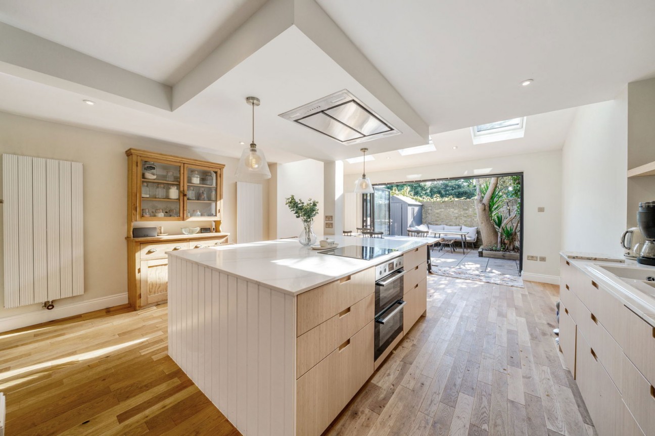 Cottingham road, London, SW8