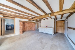 Sutton Scotney, SO21