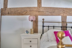 Sutton Scotney, SO21