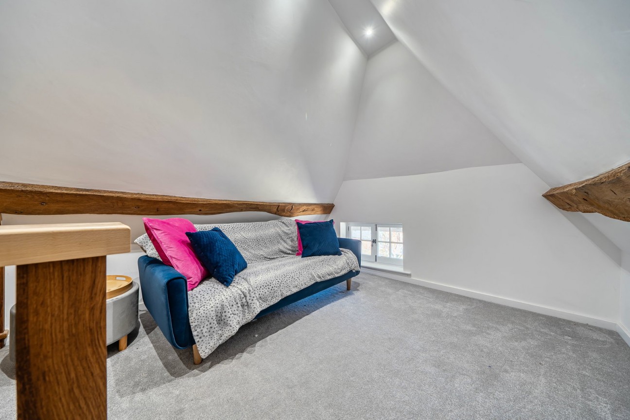 Sutton Scotney, SO21