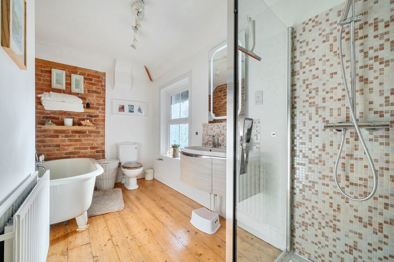 School Road Twyford SO21