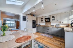 School Road Twyford SO21