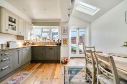 School Road Twyford SO21