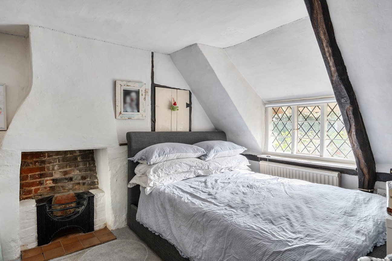 Queen Street , Twyford, SO21