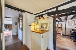 Queen Street , Twyford, SO21