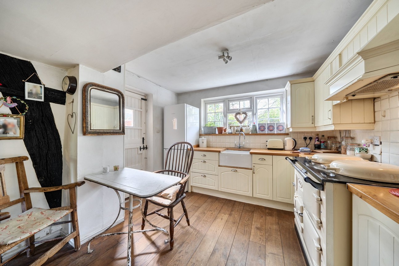 Queen Street , Twyford, SO21