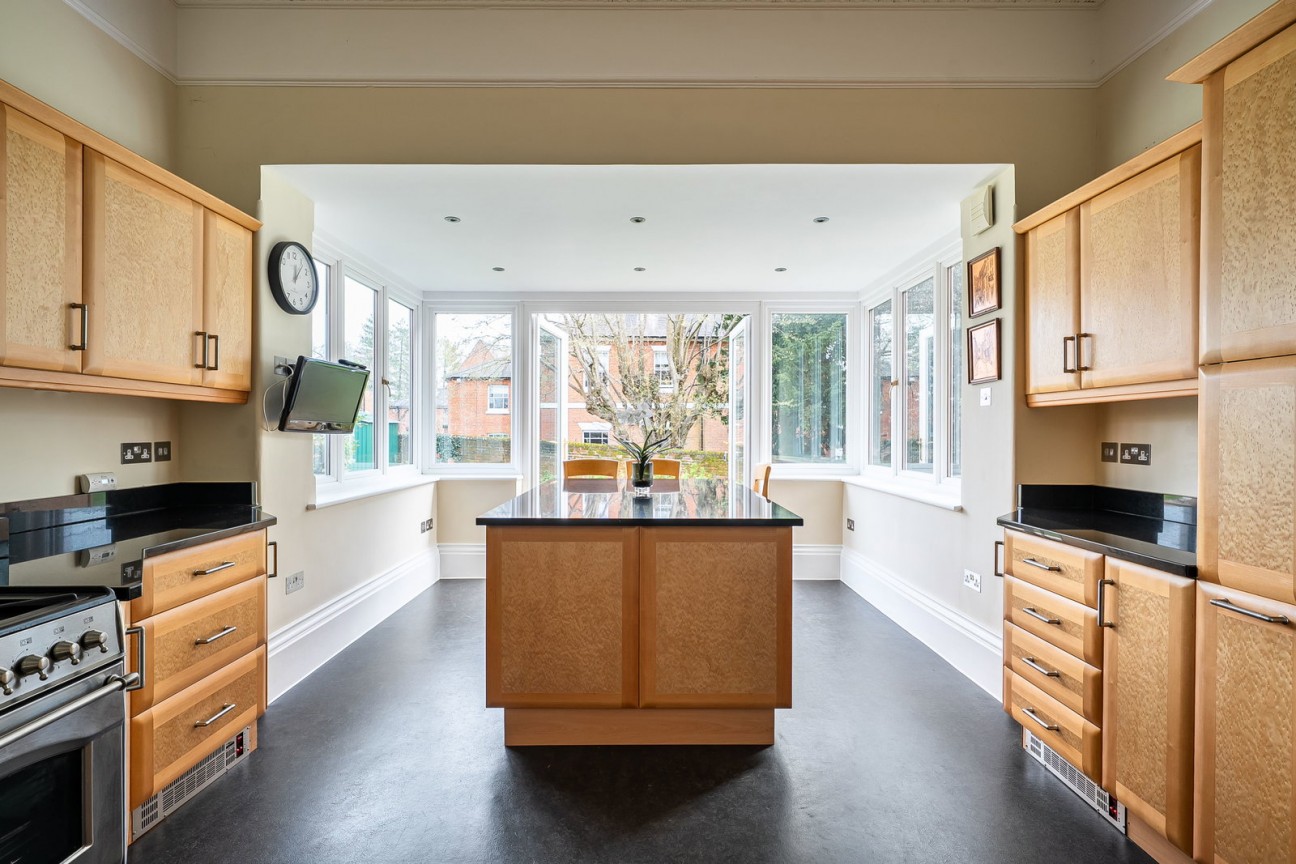 St James Lane , Winchester SO22