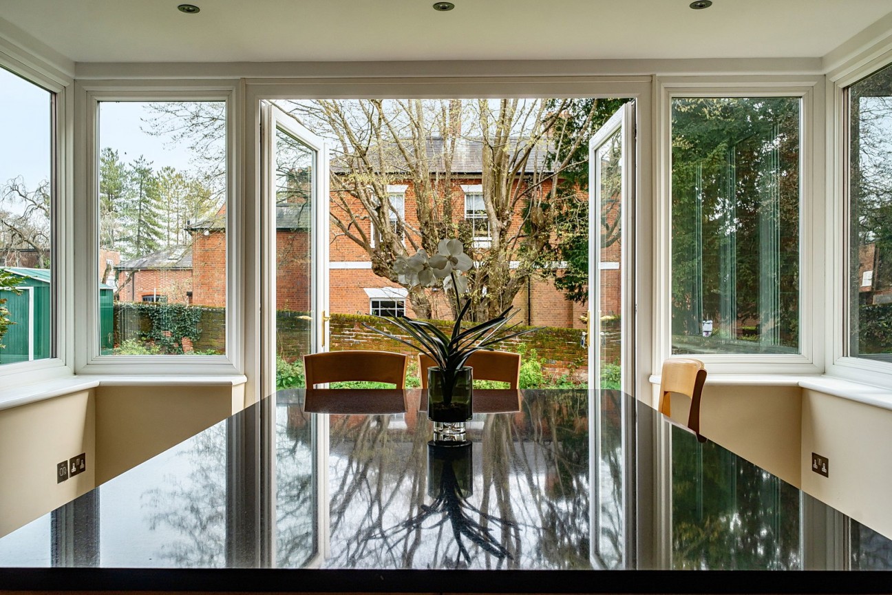 St James Lane , Winchester SO22