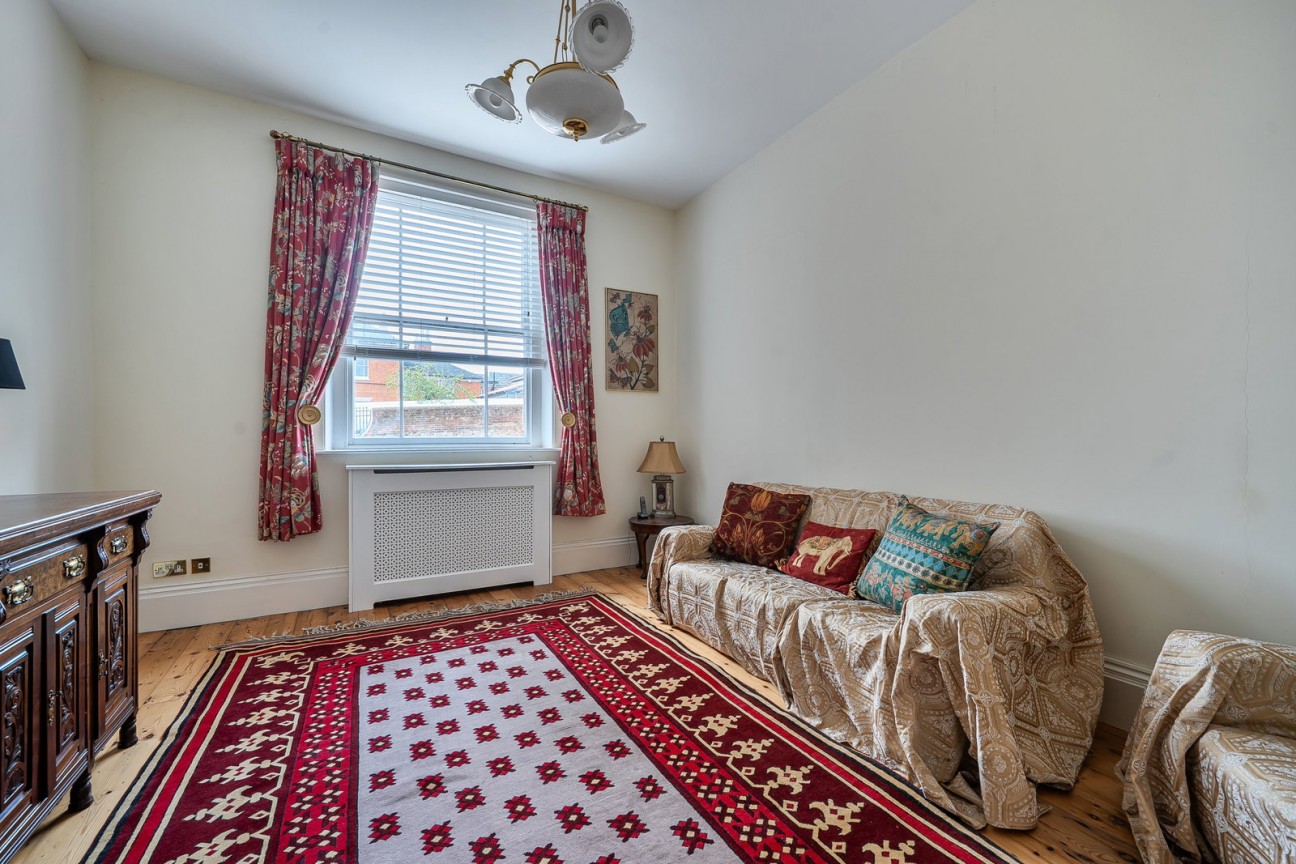 St James Lane , Winchester SO22