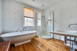 St James Lane , Winchester SO22