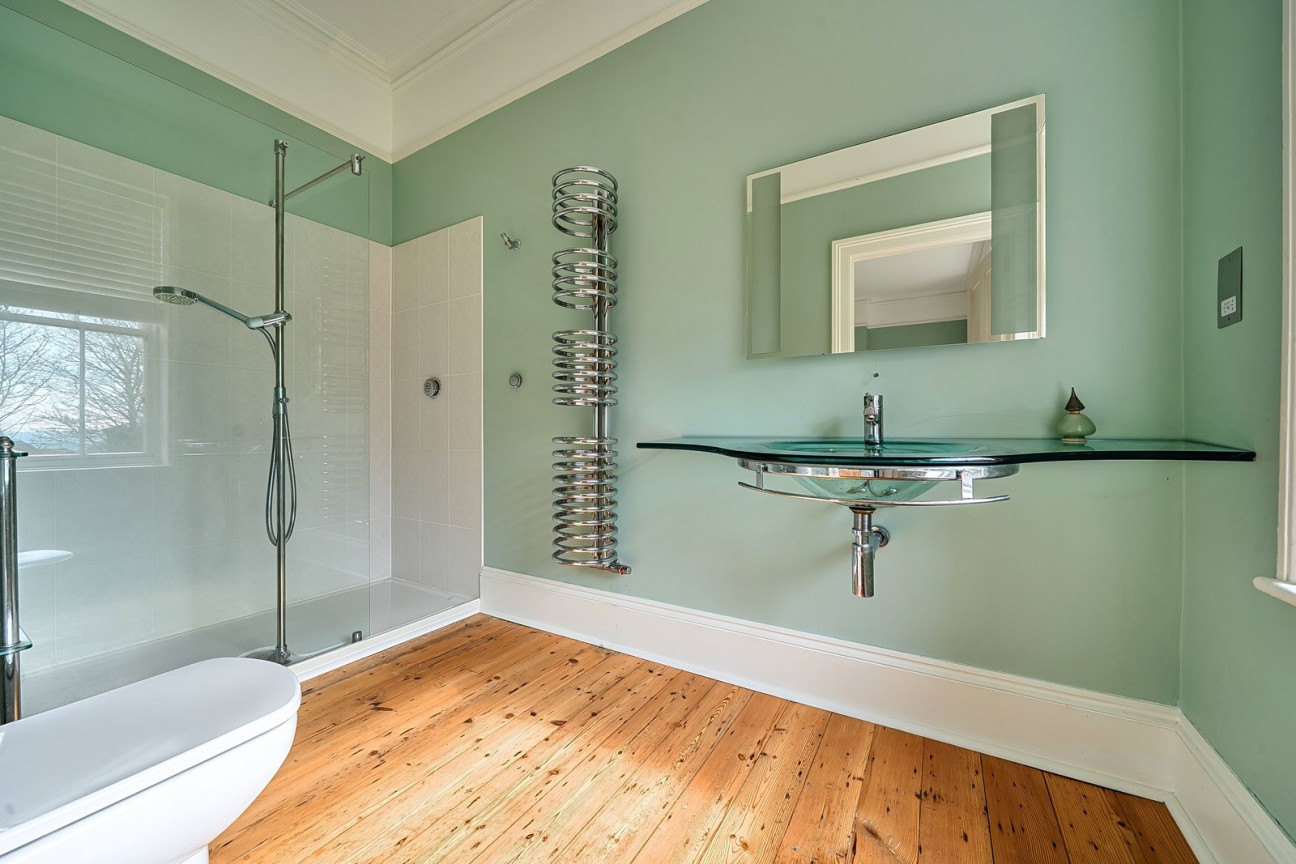 St James Lane , Winchester SO22