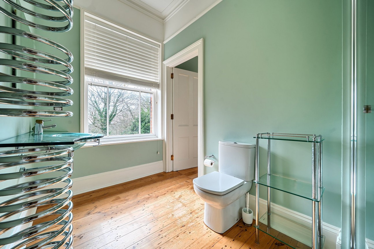 St James Lane , Winchester SO22