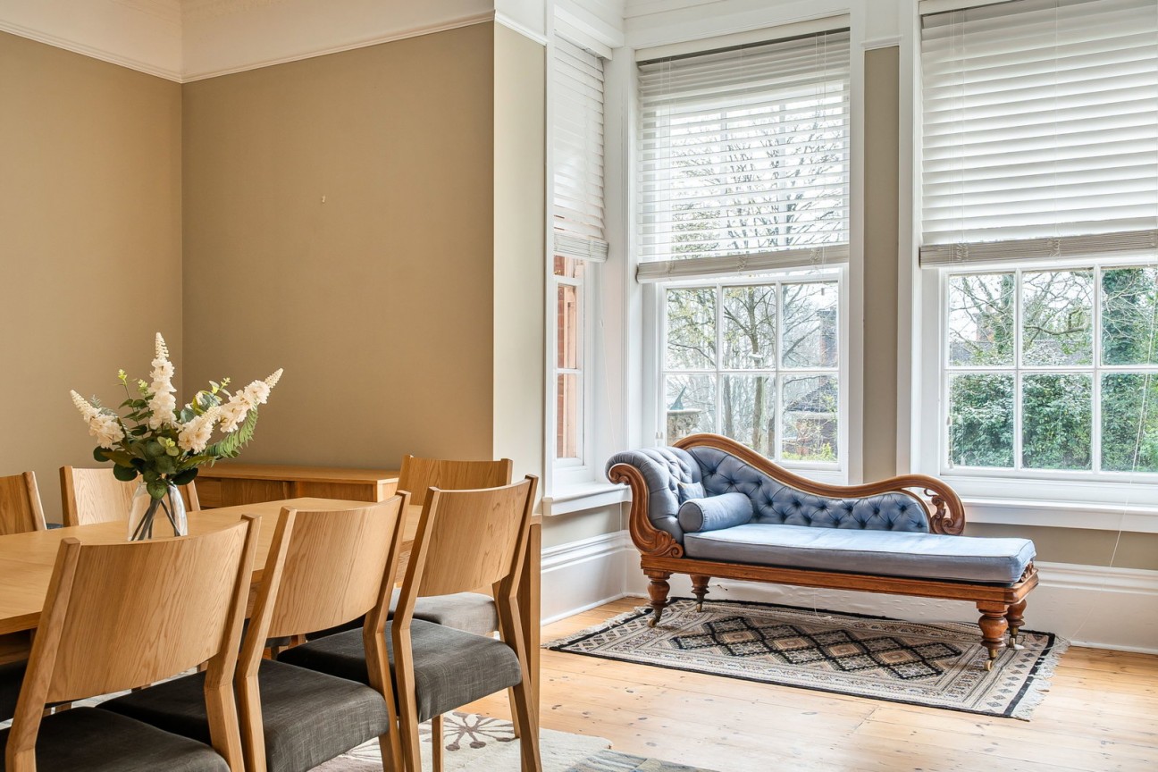 St James Lane , Winchester SO22