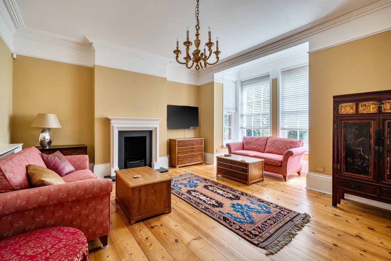 St James Lane , Winchester SO22