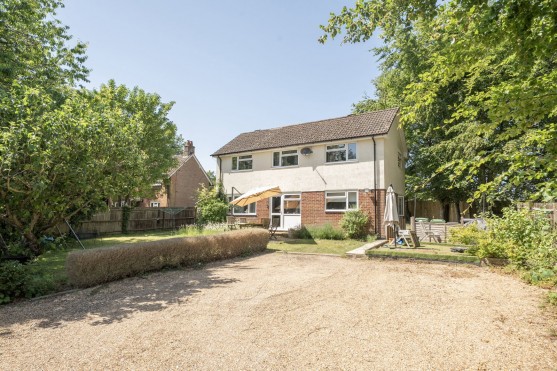 Bournefields, Twyford, SO21