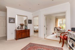 Kings Crescent, Winchester, SO22 4PF