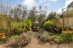 Kings Crescent, Winchester, SO22 4PF