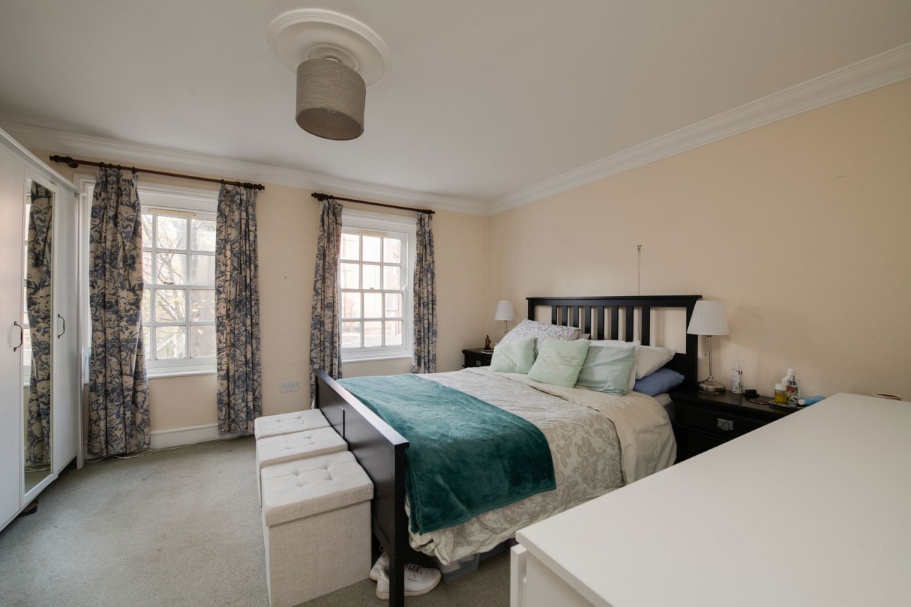 Parchment Street, Winchester, SO23 8AZ