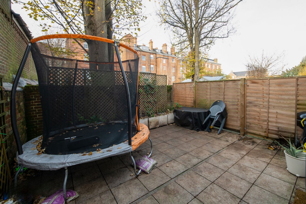 Parchment Street, Winchester, SO23 8AZ