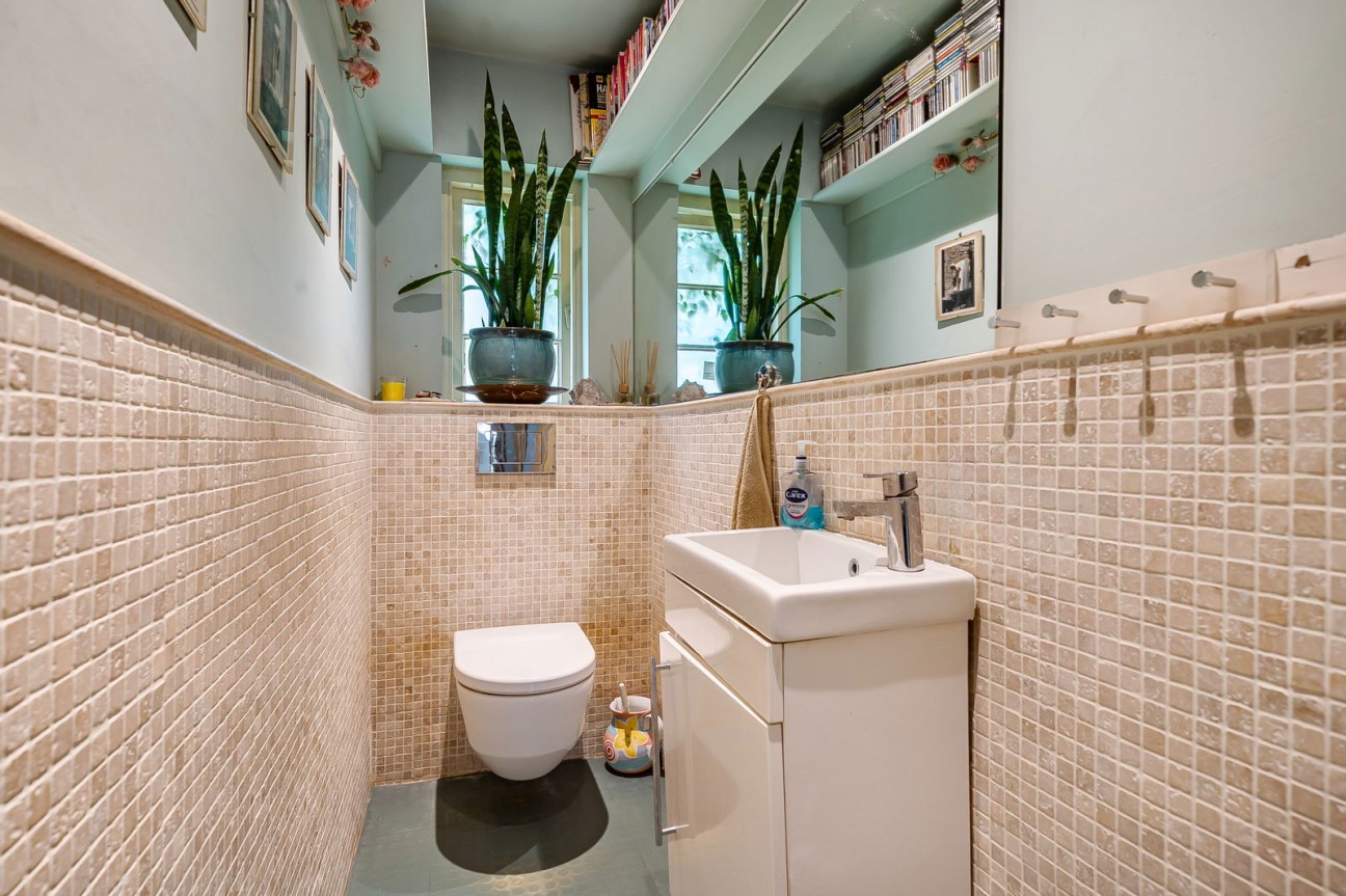 Upper High Street, Winchester, SO23