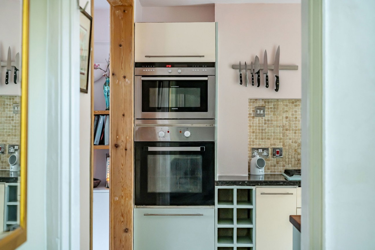 Upper High Street, Winchester, SO23