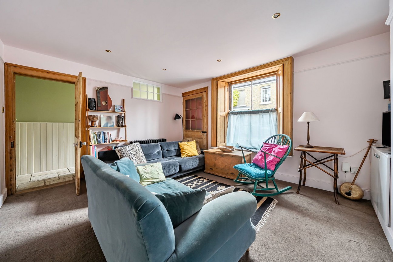 Upper High Street, Winchester, SO23