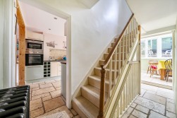 Upper High Street, Winchester, SO23