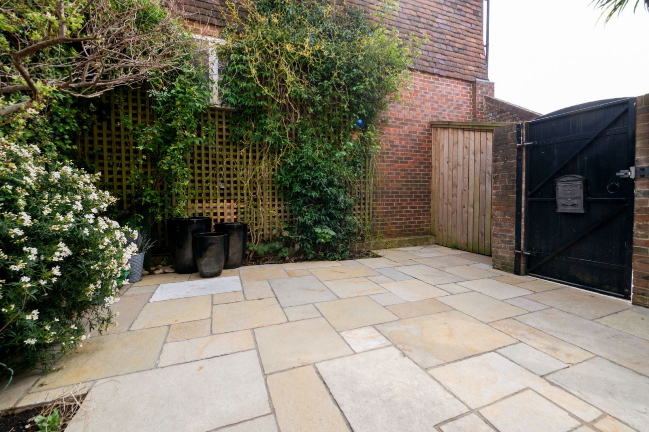 St. James Lane, Winchester, SO23