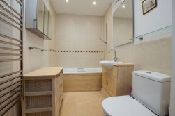 Kings Crescent, Winchester, SO22 4PF