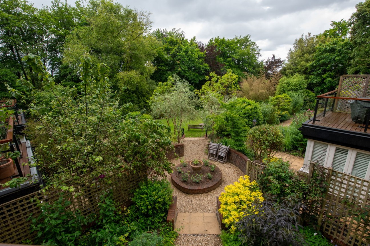 Kings Crescent, Winchester, SO22 4PF