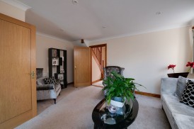 Middle Brook Street , Winchester