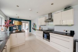 Twyford, SO21