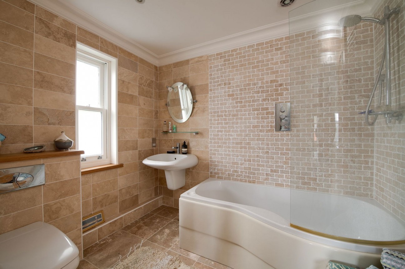 Littleton, Winchester, SO22