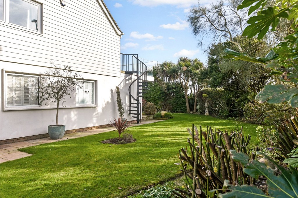 Goring-by-Sea, Worthing