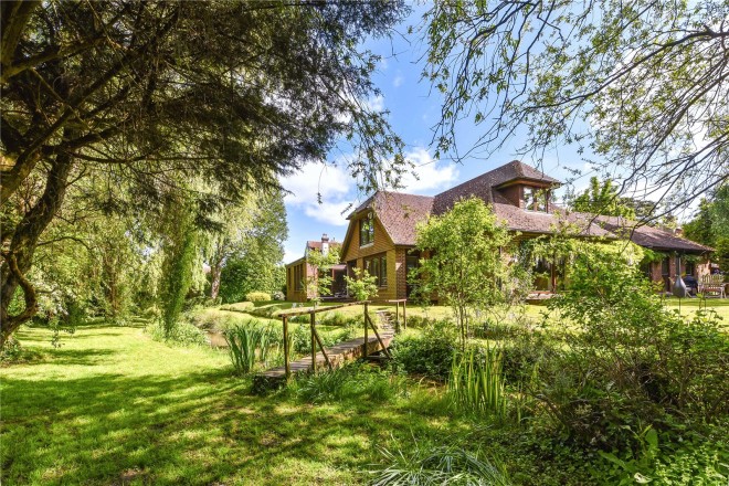 Hambrook, Chichester, West Sussex