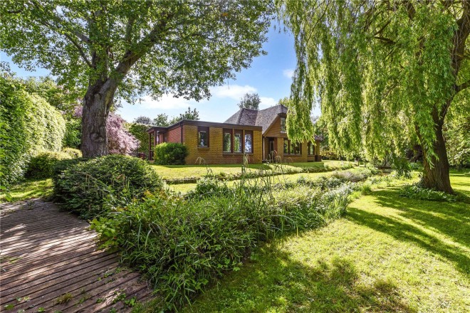 Hambrook, Chichester, West Sussex