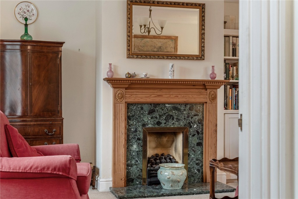 Oving, Chichester, West Sussex