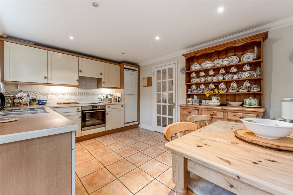 Oving, Chichester, West Sussex