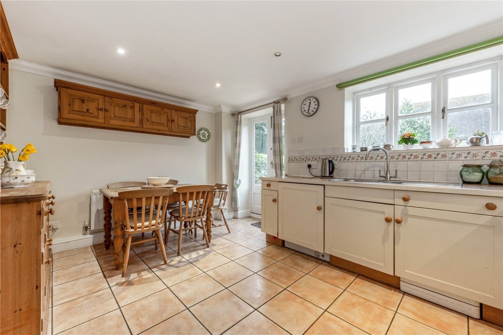 Oving, Chichester, West Sussex