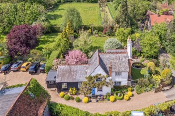 Chandlers Lane, Chandlers Cross, WD3