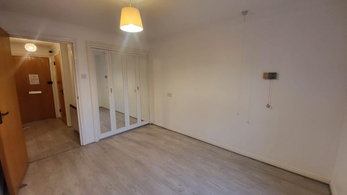 Image for 32 Cavendish Court, Holmwood Gardens, Wallington, SM6 0HD