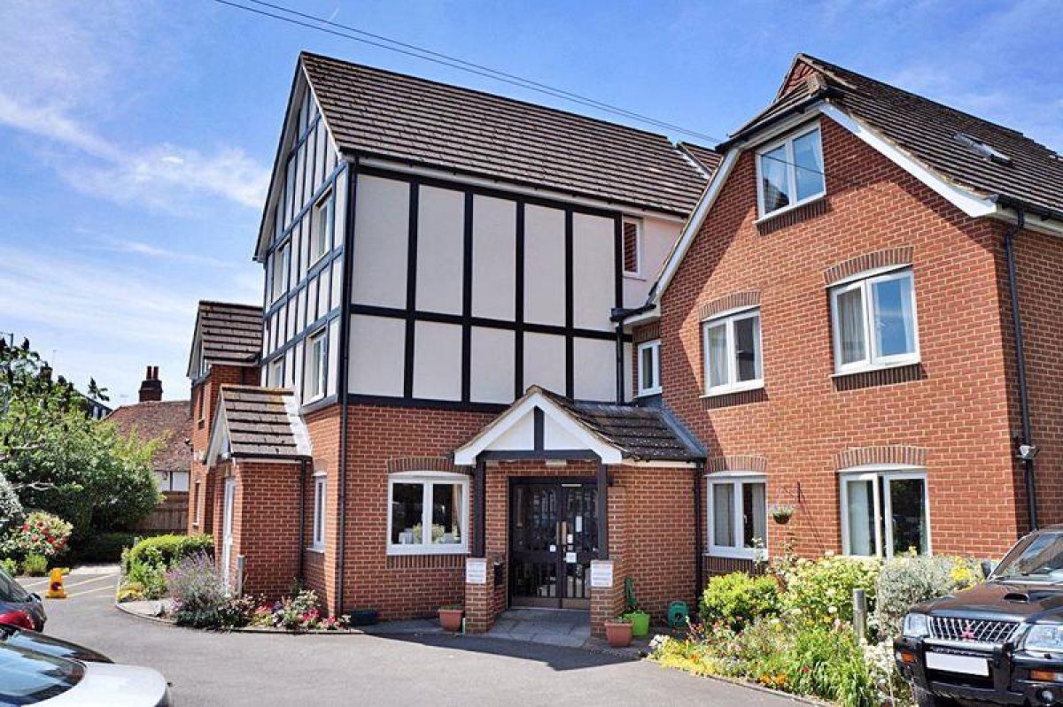 Image for 10 Priory Court, Caversham, Reading, RG4 7SN
