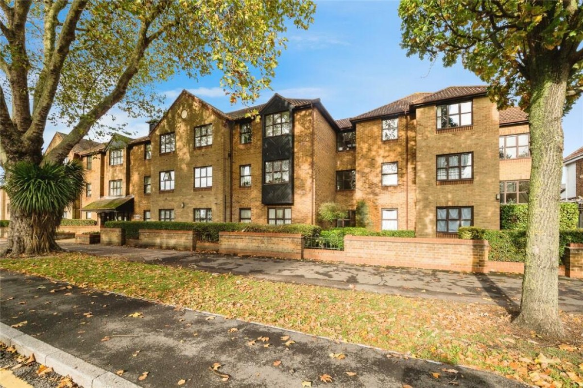Image for 20 Cromwell Lodge, Longbridge Road, Barking, IG11 8UB