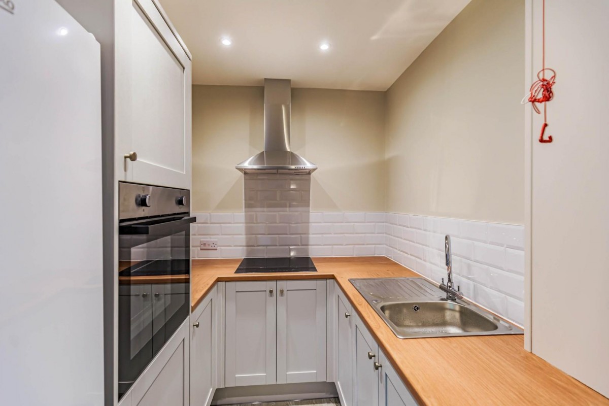 Image for 37 Redwood Manor, Tanners Lane, Haslemere, GU27 2PZ