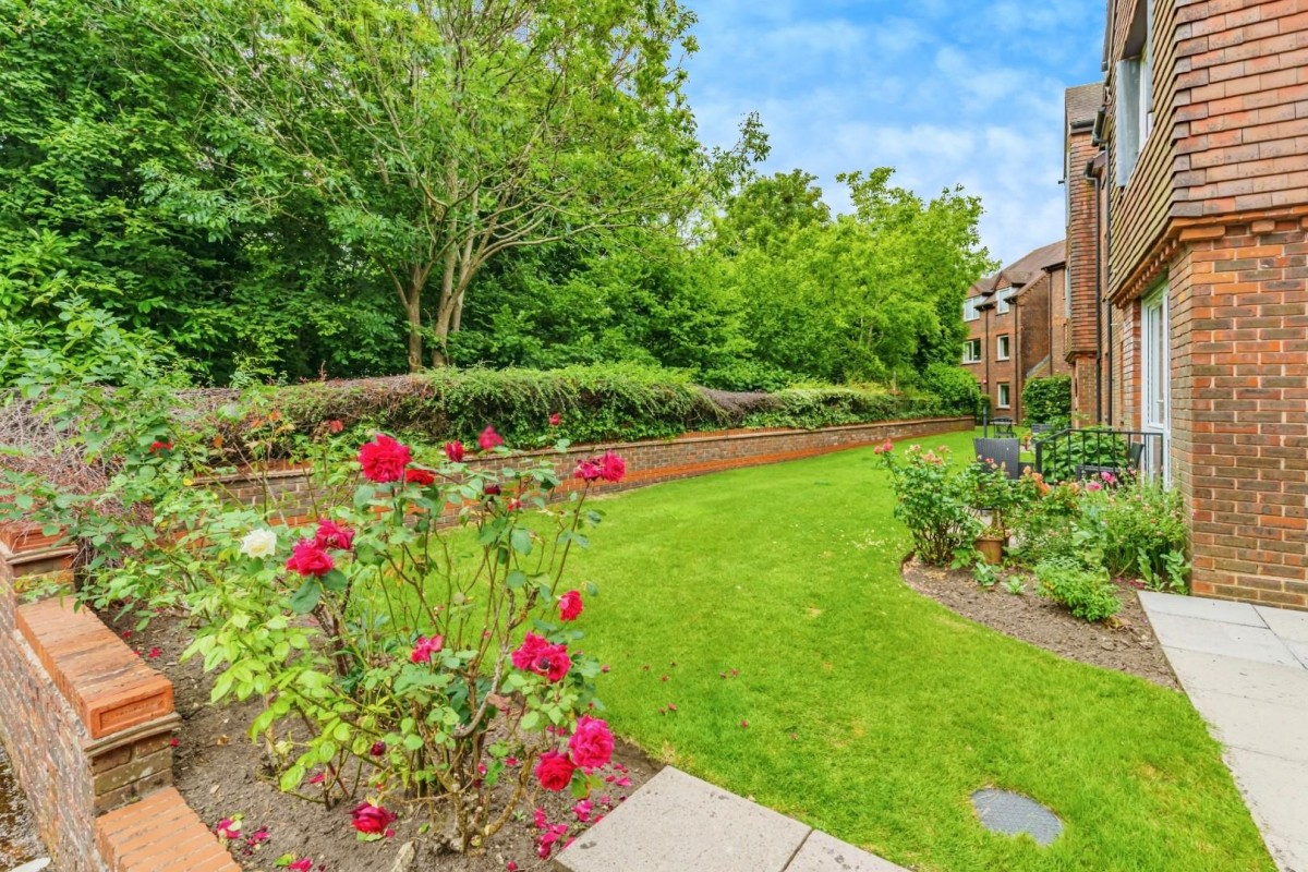 Image for 37 Redwood Manor, Tanners Lane, Haslemere, GU27 2PZ