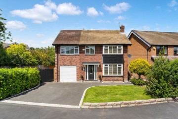 Meadway, Bramhall, SK7