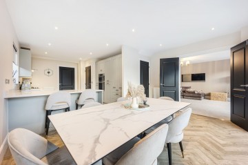 Nettleton Lane, Woodford, SK7