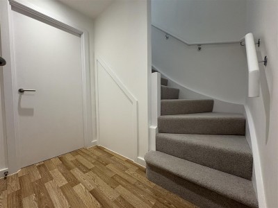 View full details for Rowe Court, Reading