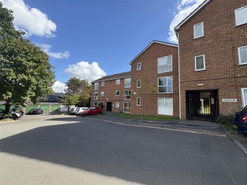 Epping Close, Reading, Berkshire